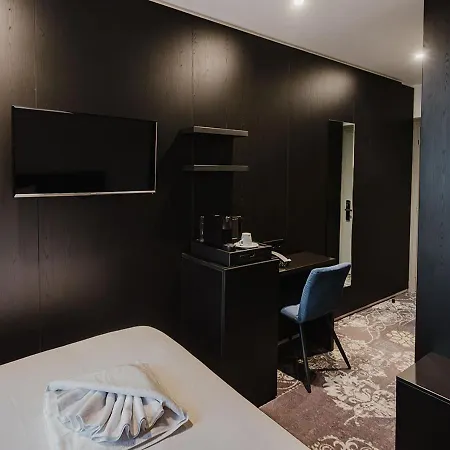 Atlas Hotel 4*