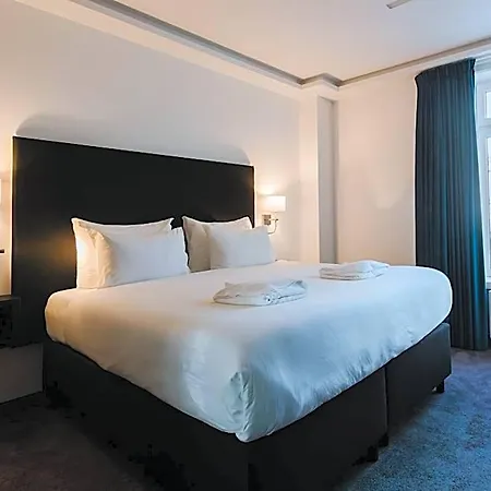 Atlas Hotel 4*