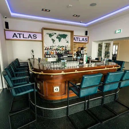 فندق Atlas Valkenburg aan de Geul