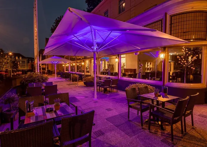 Atlas 4* 法尔肯堡